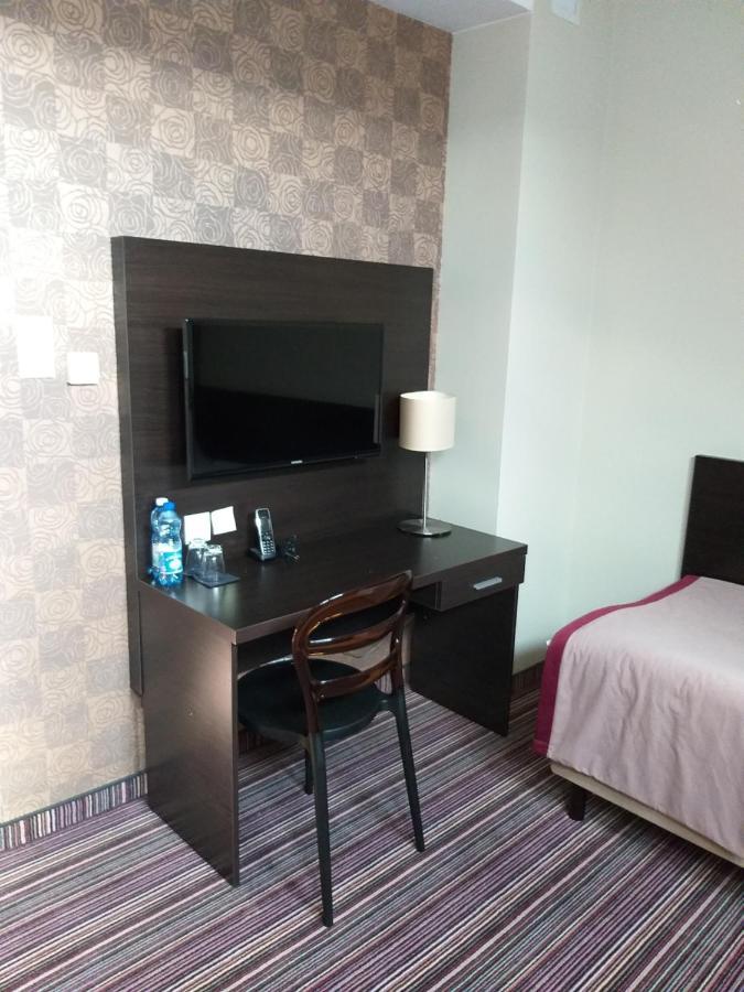 Hotel Weranda Lopuszno Jedle  外观 照片