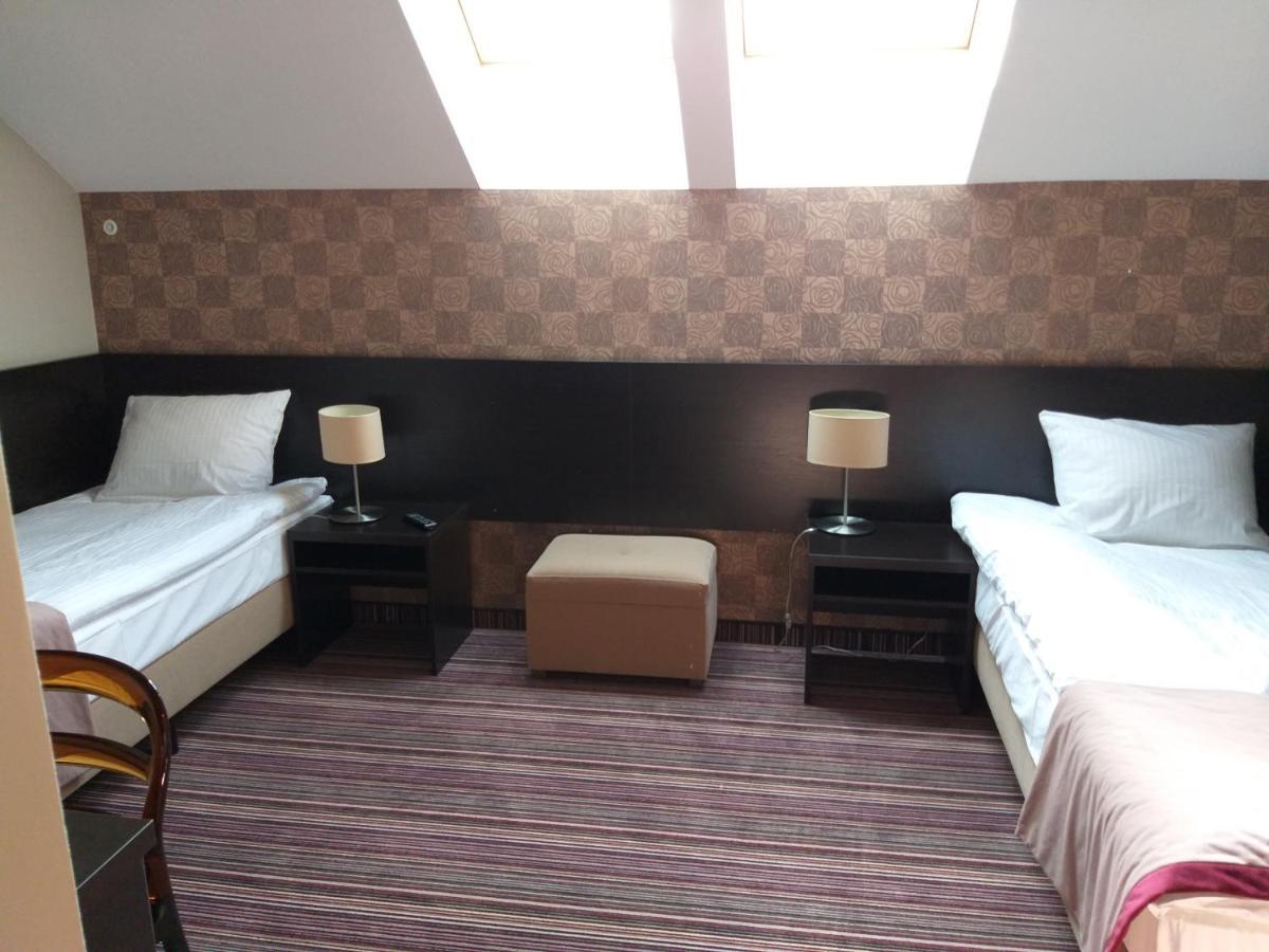 Hotel Weranda Lopuszno Jedle  外观 照片