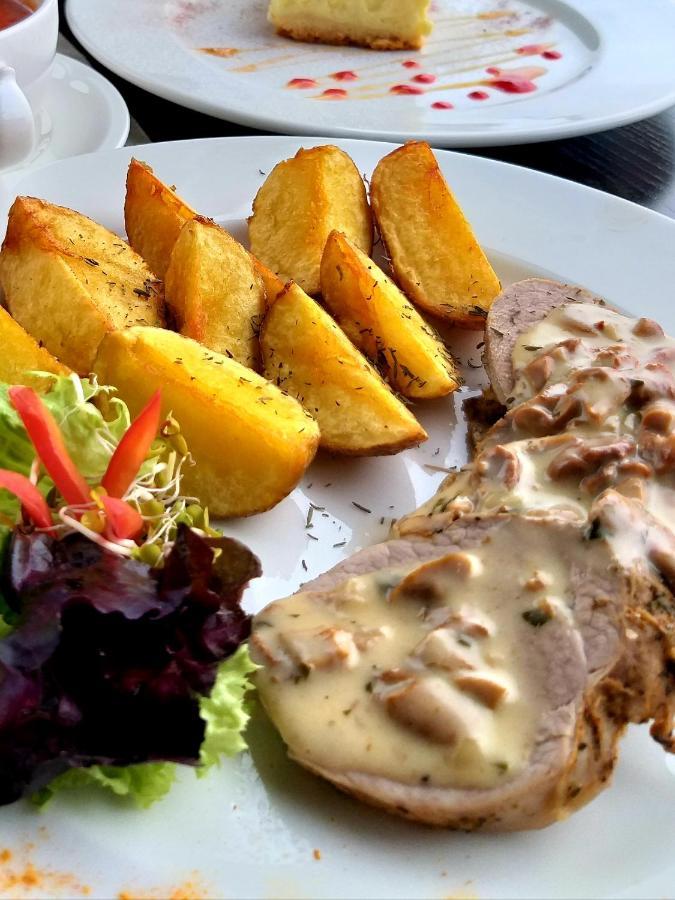 Hotel Weranda Lopuszno Jedle  外观 照片