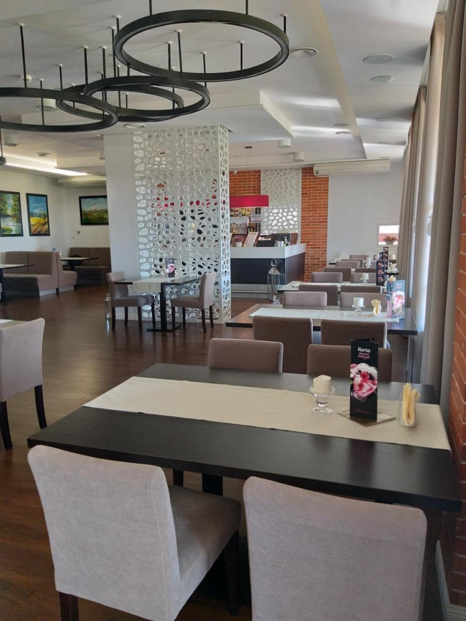 Hotel Weranda Lopuszno Jedle  外观 照片